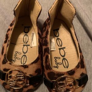 Bebe flats size 3
